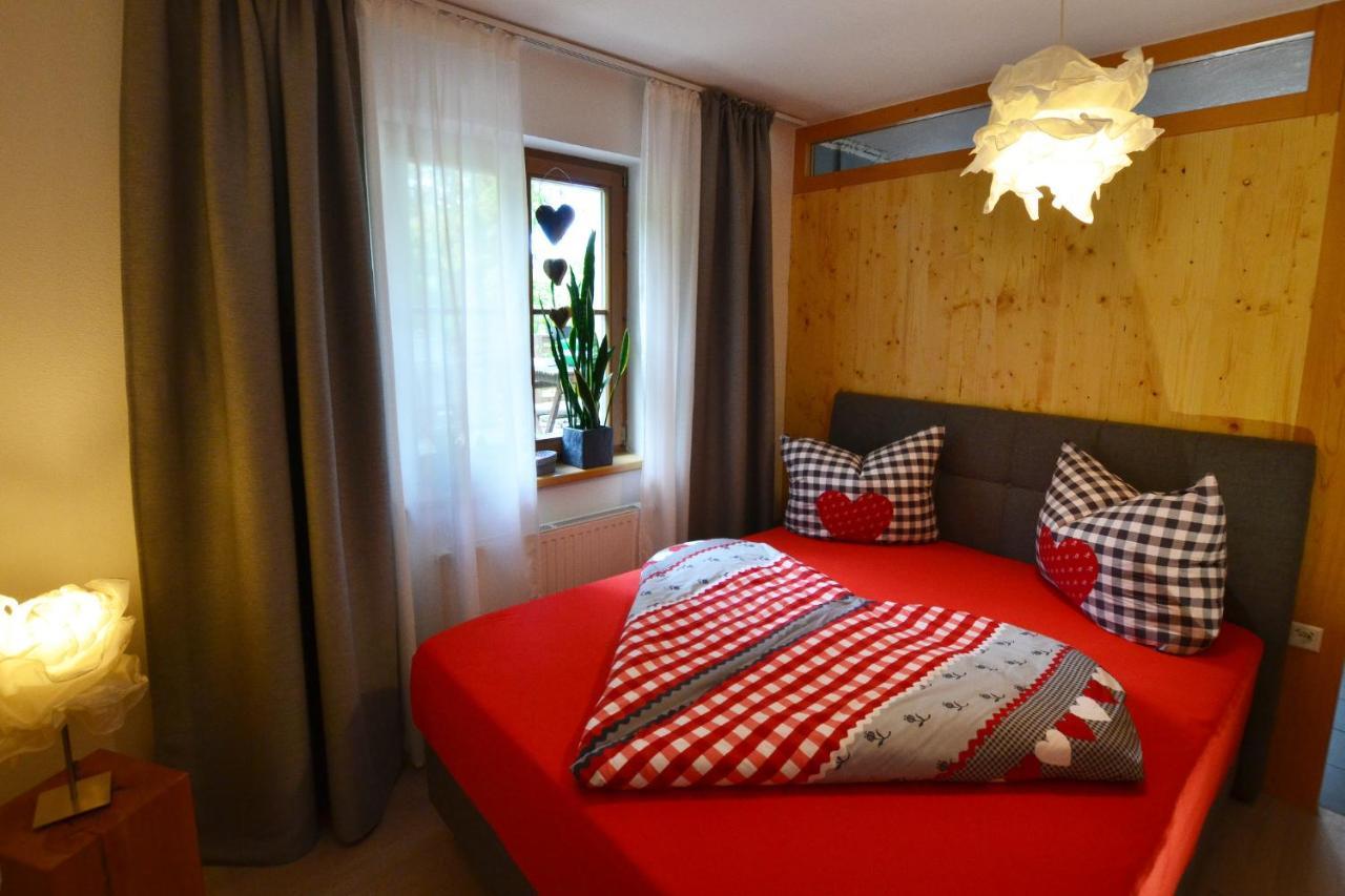 Ferienwohnung Stubaier Herzblut Neustift im Stubaital Esterno foto