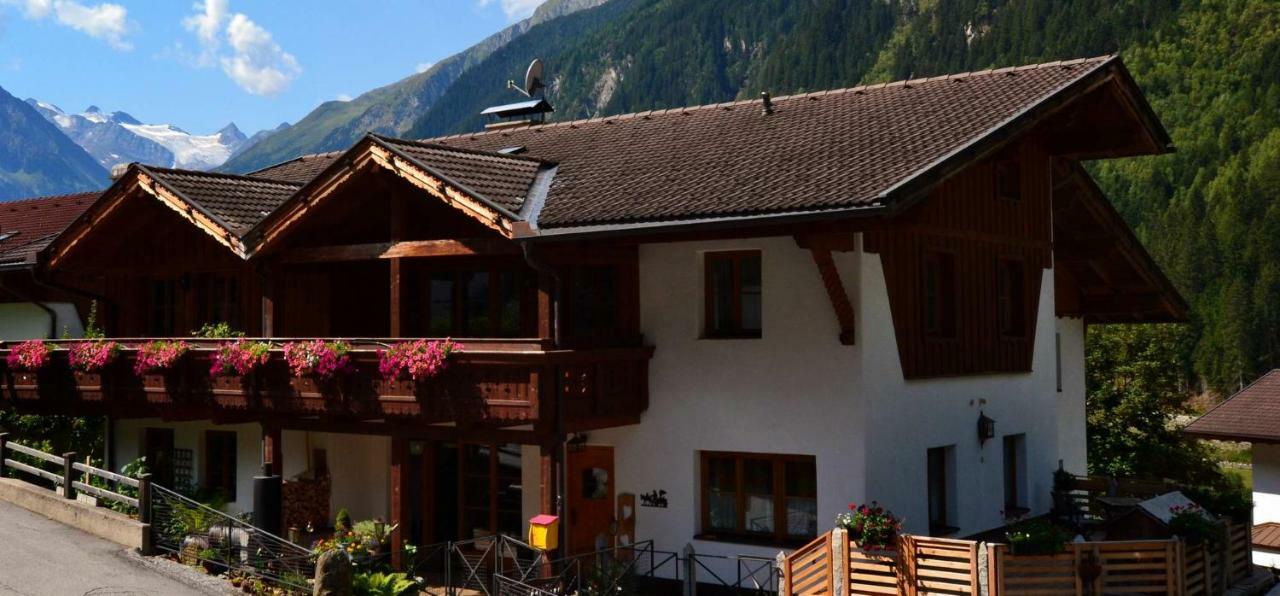 Ferienwohnung Stubaier Herzblut Neustift im Stubaital Esterno foto